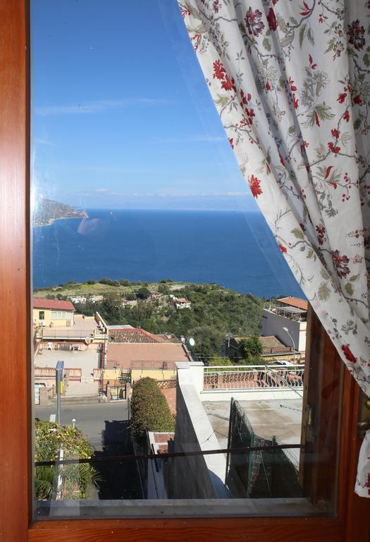 Taormina Wonderful View Apartment Екстериор снимка