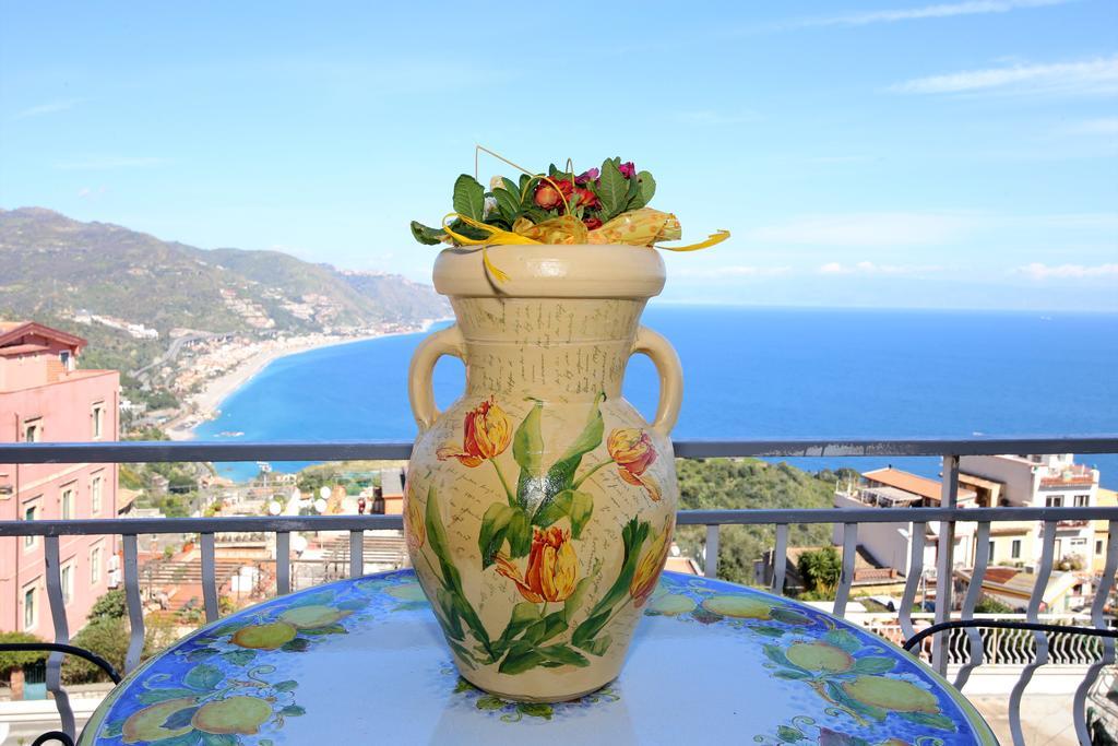 Taormina Wonderful View Apartment Екстериор снимка